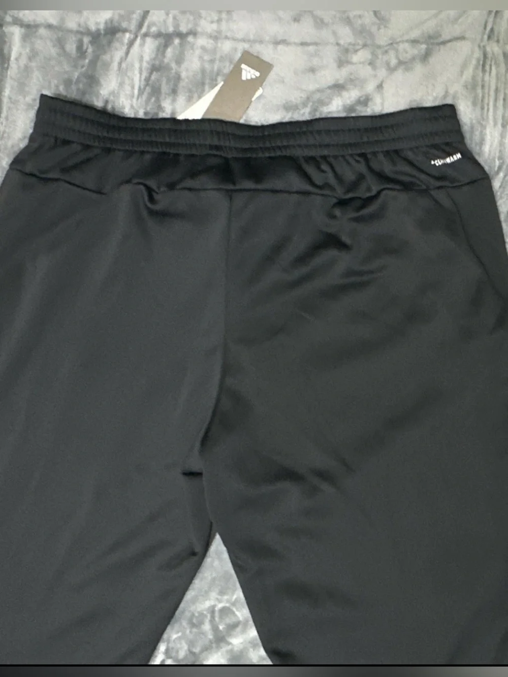 adidas classic black